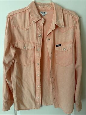 Wrangler Women’s  Peach Button-Down Western Shirt